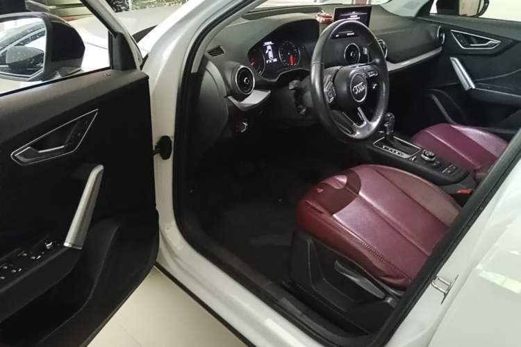 Used Audi Q2L 2020 35 TFSI Ambition Dynamic Edition Driver Seat