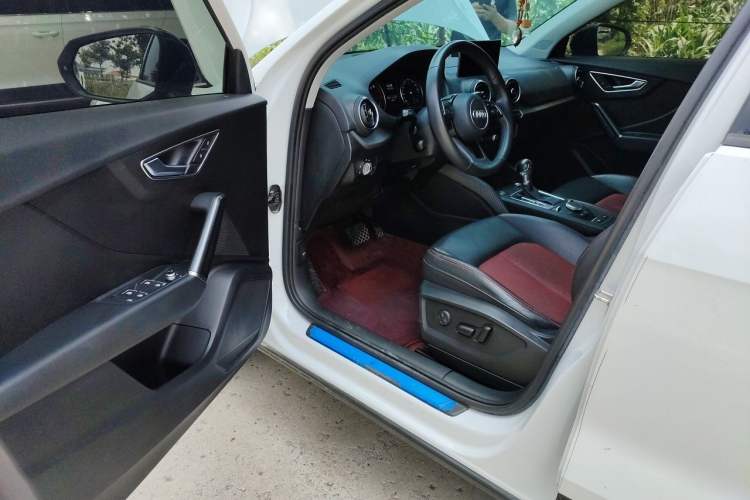Used Audi Q2L 2020 35 TFSI Fashion Dynamic Model Driver Seat