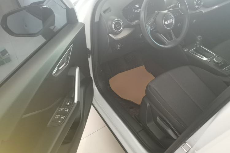 Used Audi Q2L 2020 35 TFSI Ambition Dynamic Edition Driver Seat