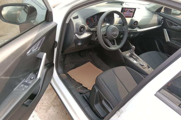 Used Audi Q2L 2020 35 TFSI Ambition Dynamic Edition Driver Seat