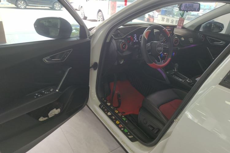 Used Audi Q2L 2020 35 TFSI Fashion Dynamic Model Driver Seat