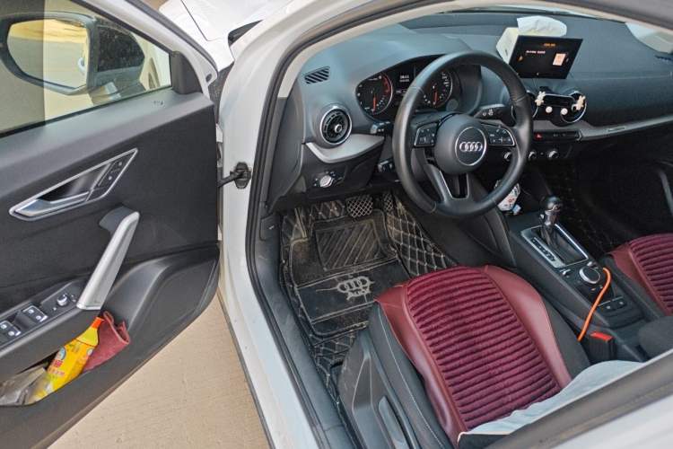 Used Audi Q2L 2020 35 TFSI Ambition Dynamic Edition Driver Seat