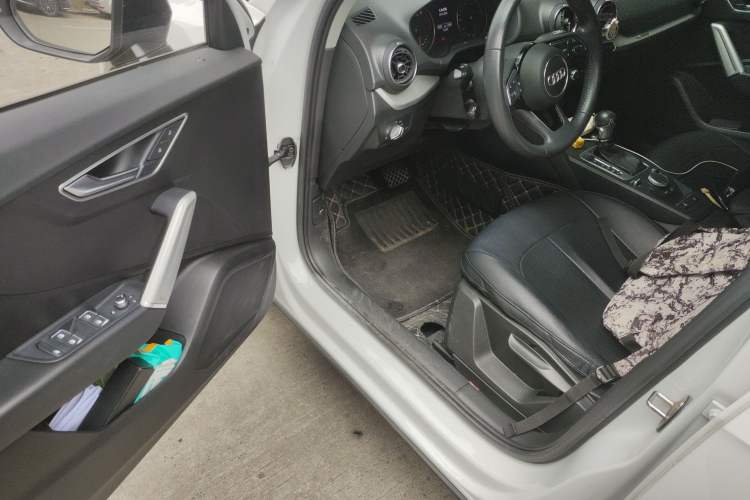 Used Audi Q2L 2020 35 TFSI Ambition Dynamic Edition Driver Seat