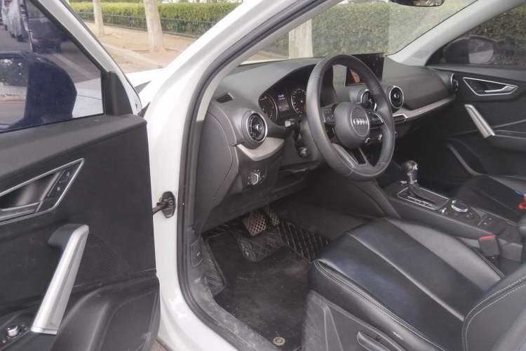 Used Audi Q2L 2020 35 TFSI Ambition Dynamic Edition Driver Seat