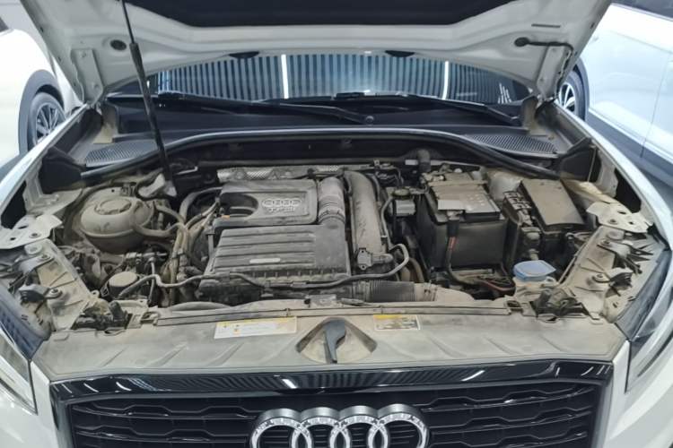 Used Audi Q2L 2020 35 TFSI Fashion Dynamic Model Engine Bay