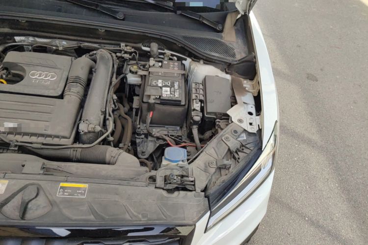 Used Audi Q2L 2020 35 TFSI Fashion Dynamic Model Engine Bay Left