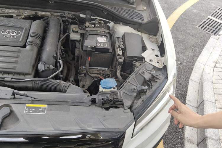 Used Audi Q2L 2020 35 TFSI Ambition Dynamic Edition Engine Bay Left