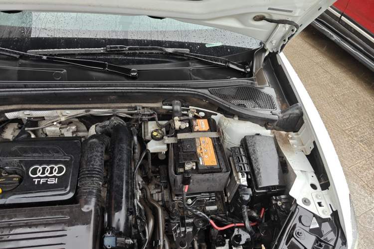 Used Audi Q2L 2020 35 TFSI Ambition Dynamic Edition Engine Bay Left