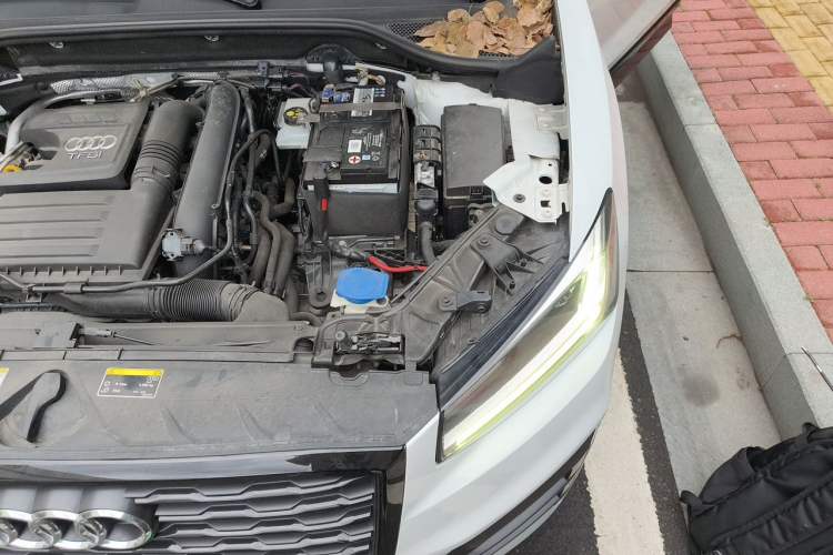 Used Audi Q2L 2020 35 TFSI Ambition Dynamic Edition Engine Bay Left