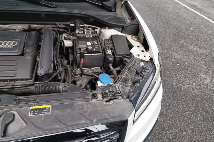 Used Audi Q2L 2020 35 TFSI Ambition Dynamic Edition Engine Bay Left
