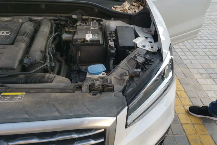 Used Audi Q2L 2020 35 TFSI Fashionable and Elegant Model Engine Bay Left