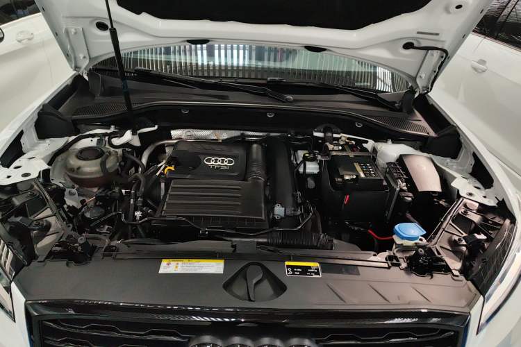 Used Audi Q2L 2020 35 TFSI Fashion Dynamic Model Engine Bay
