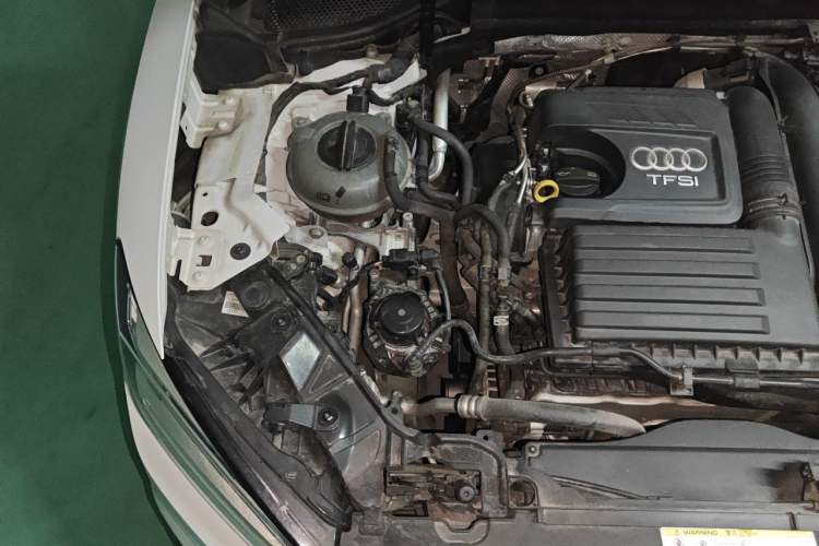 Used Audi Q2L 2020 35 TFSI Fashion Dynamic Model Engine Bay Right