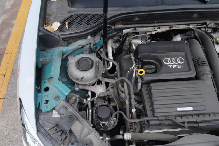Used Audi Q2L 2020 35 TFSI Fashionable and Elegant Model Engine Bay Right