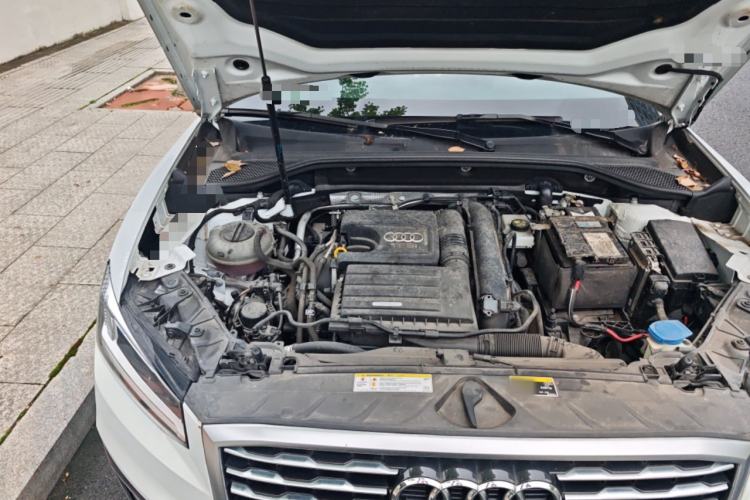 Used Audi Q2L 2020 35 TFSI Fashionable and Elegant Model Engine Bay Right