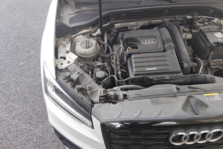 Used Audi Q2L 2020 35 TFSI Ambition Dynamic Edition Engine Bay Right