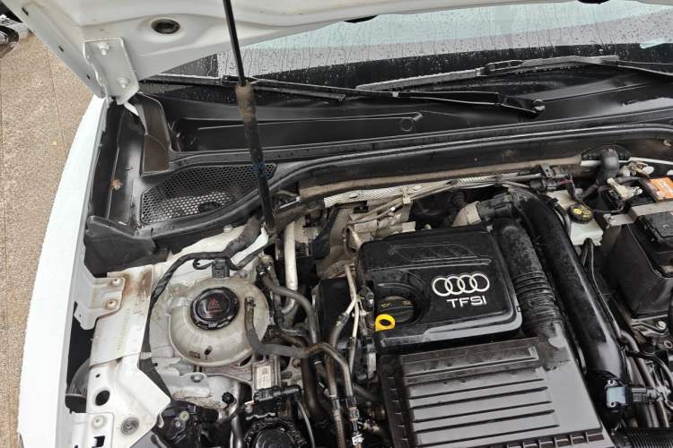 Used Audi Q2L 2020 35 TFSI Ambition Dynamic Edition Engine Bay Right