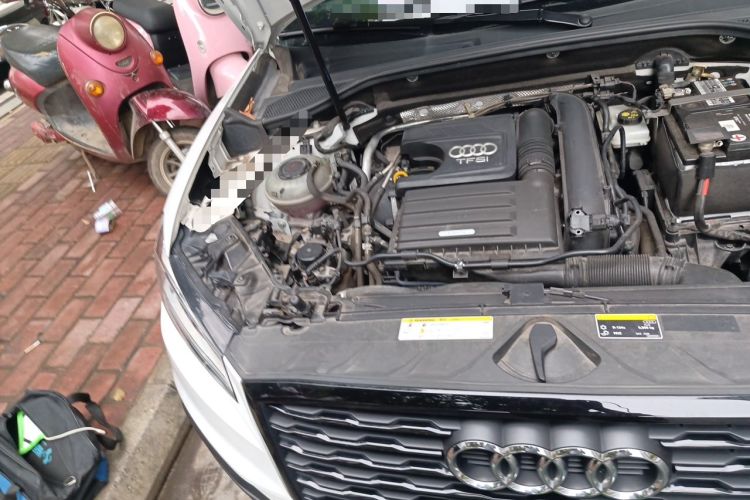 Used Audi Q2L 2020 35 TFSI Ambition Dynamic Edition Engine Bay Right