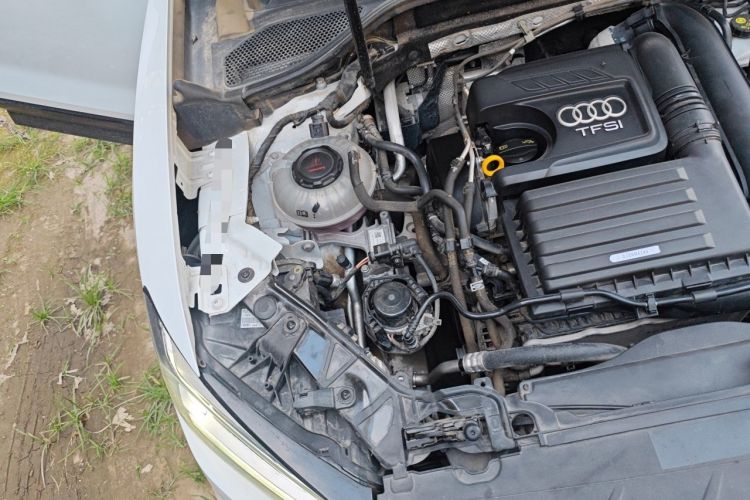 Used Audi Q2L 2020 35 TFSI Ambition Dynamic Edition Engine Bay Right