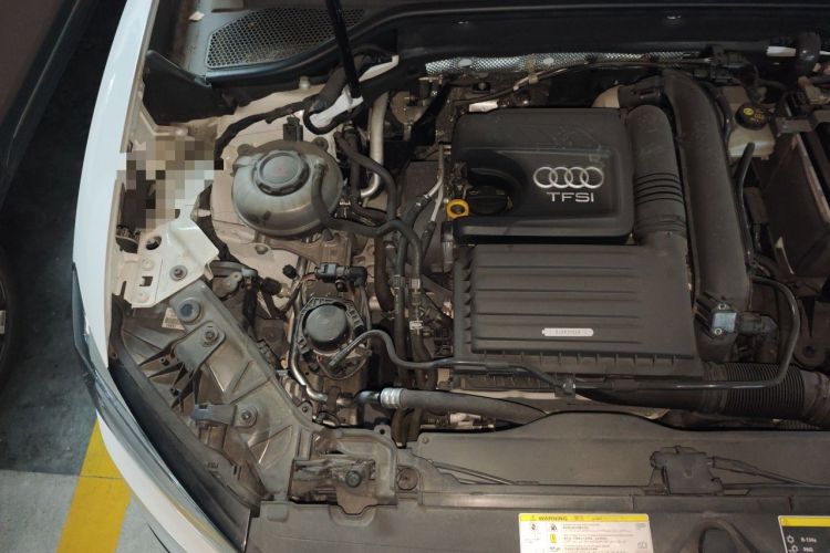Used Audi Q2L 2020 35 TFSI Fashion Dynamic Model Engine Bay Right