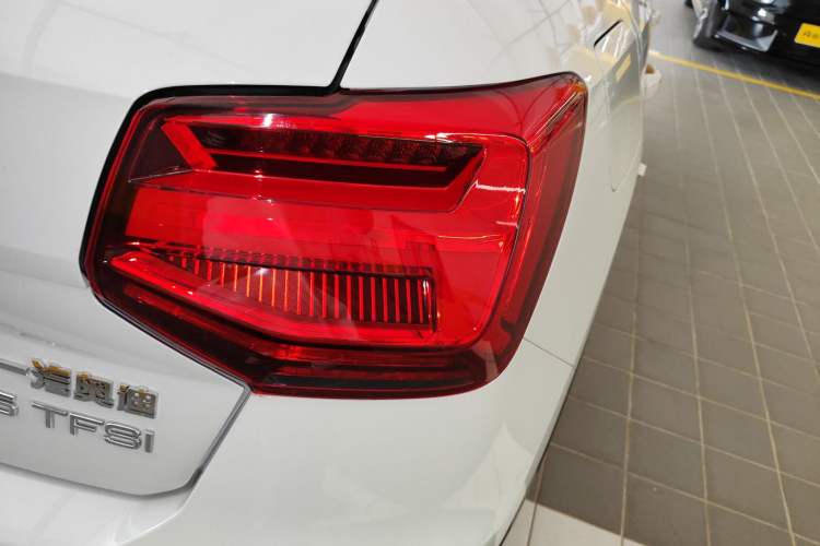 Used Audi Q2L 2020 35 TFSI Ambition Dynamic Edition Exterior 3