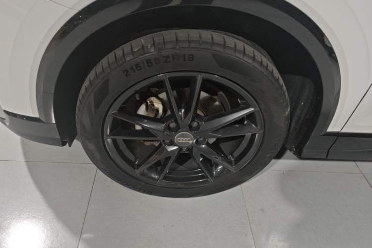 Used Audi Q2L 2020 35 TFSI Ambition Dynamic Edition Exterior 4