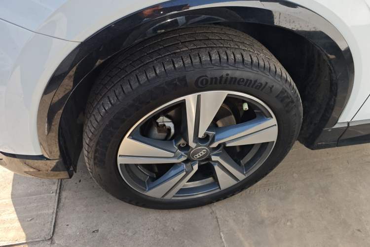 Used Audi Q2L 2020 35 TFSI Ambition Dynamic Edition Exterior 4