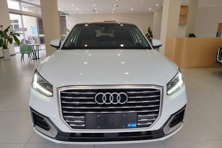 Used Audi Q2L 2020 35 TFSI Fashionable and Elegant Model Front