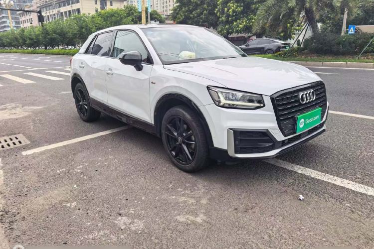 Used Audi Q2L 2020 35 TFSI Ambition Dynamic Edition Front Right 45 Deg