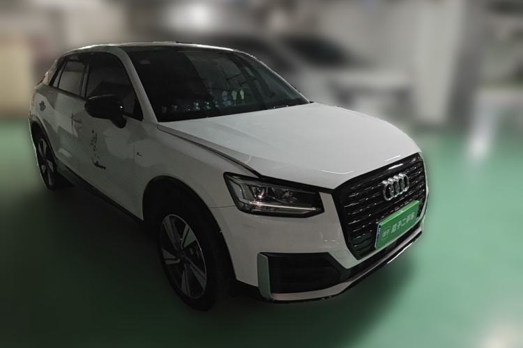 Used Audi Q2L 2020 35 TFSI Fashion Dynamic Model Front Right 45 Deg