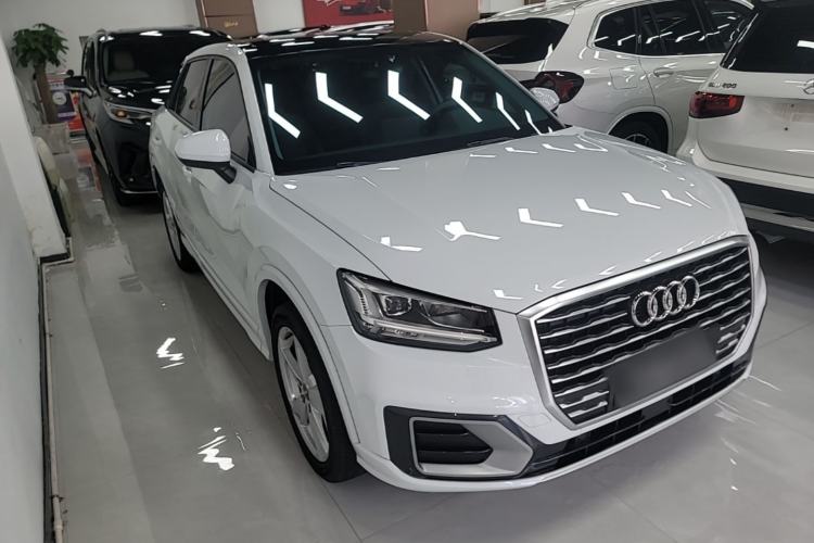 Used Audi Q2L 2020 35 TFSI Fashionable and Elegant Model Front Right 45 Deg