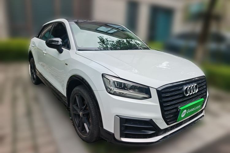 Used Audi Q2L 2020 35 TFSI Ambition Dynamic Edition Front Right 45 Deg