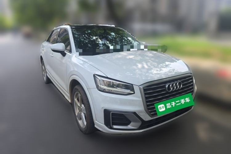Used Audi Q2L 2020 35 TFSI Fashionable and Elegant Model Front Right 45 Deg