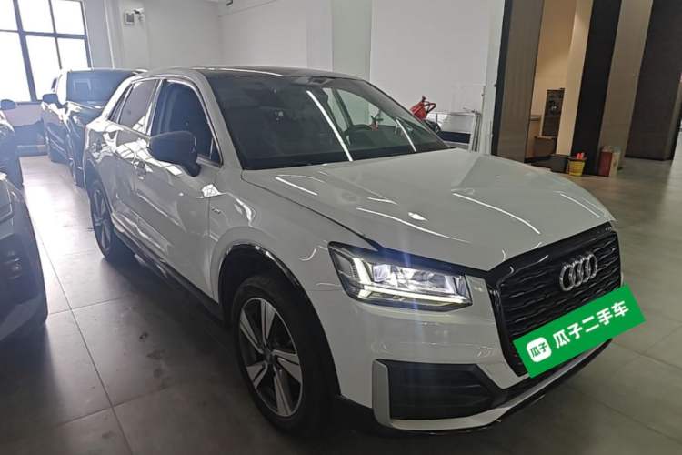 Used Audi Q2L 2020 35 TFSI Fashion Dynamic Model Front Right 45 Deg