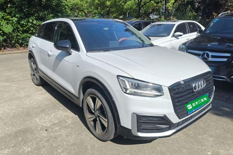 Used Audi Q2L 2020 35 TFSI Fashion Dynamic Model Front Right 45 Deg