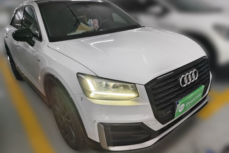Used Audi Q2L 2020 35 TFSI Ambition Dynamic Edition Front Right 45 Deg