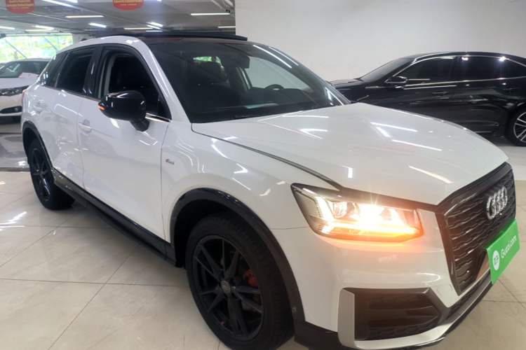 Used Audi Q2L 2020 35 TFSI Ambition Dynamic Edition Front Right 45 Deg