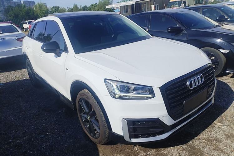 Used Audi Q2L 2020 35 TFSI Ambition Dynamic Edition Front Right 45 Deg
