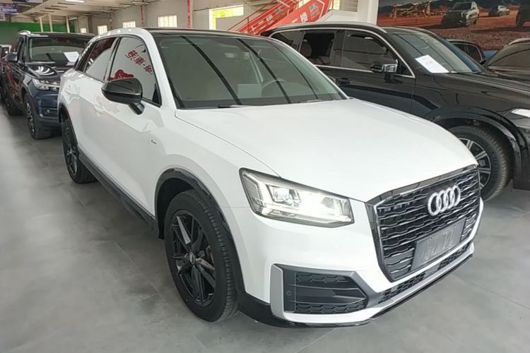 Used Audi Q2L 2020 35 TFSI Ambition Dynamic Edition Front Right 45 Deg