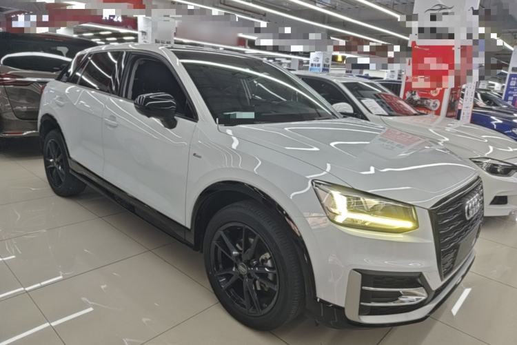 Used Audi Q2L 2020 35 TFSI Ambition Dynamic Edition Front Right 45 Deg