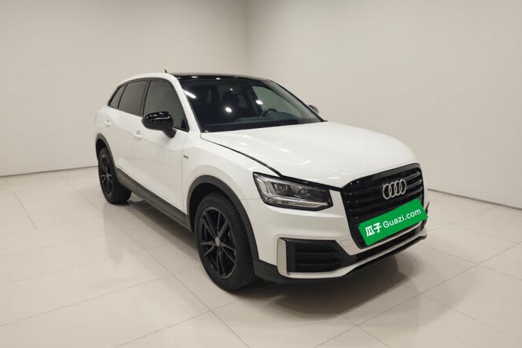 Used Audi Q2L 2020 35 TFSI Fashion Dynamic Model Front Right 45 Deg