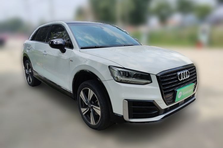 Used Audi Q2L 2020 35 TFSI Fashion Dynamic Model Front Right 45 Deg