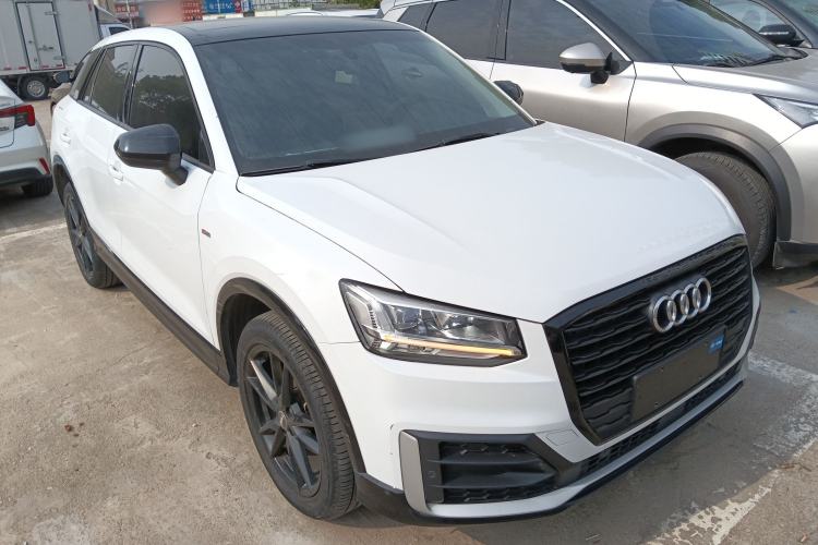 Used Audi Q2L 2020 35 TFSI Ambition Dynamic Edition Front Right 45 Deg