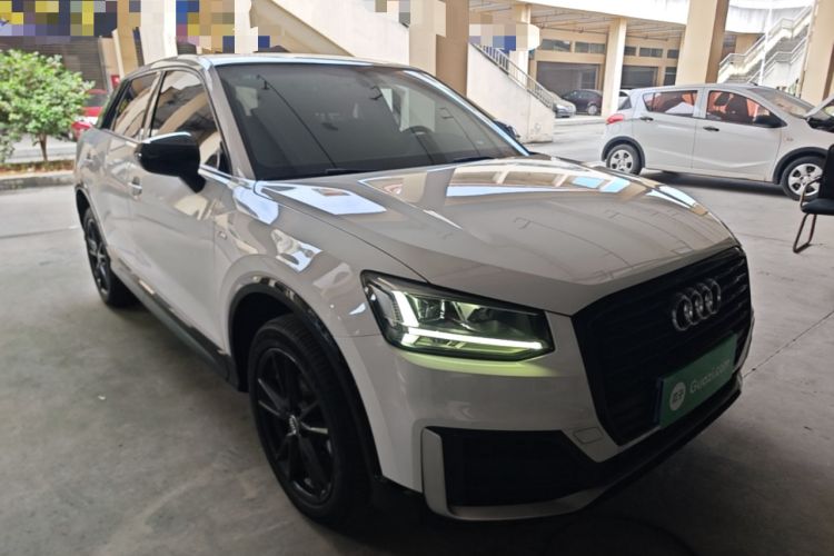 Used Audi Q2L 2020 35 TFSI Fashion Dynamic Model Front Right 45 Deg