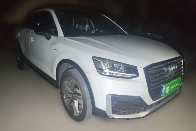 Used Audi Q2L 2020 35 TFSI Fashion Dynamic Model Front Right 45 Deg