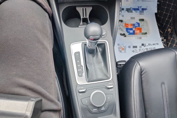 Used Audi Q2L 2020 35 TFSI Ambition Dynamic Edition Gear Lever
