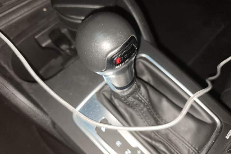 Used Audi Q2L 2020 35 TFSI Ambition Dynamic Edition Gear Lever