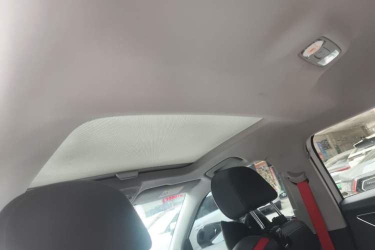 Used Audi Q2L 2020 35 TFSI Fashionable and Elegant Model Headliner