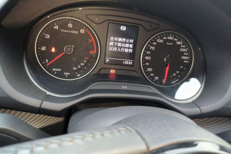 Used Audi Q2L 2020 35 TFSI Fashionable and Elegant Model Instrument Cluster