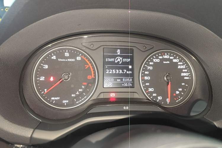 Used Audi Q2L 2020 35 TFSI Fashionable and Elegant Model Instrument Cluster
